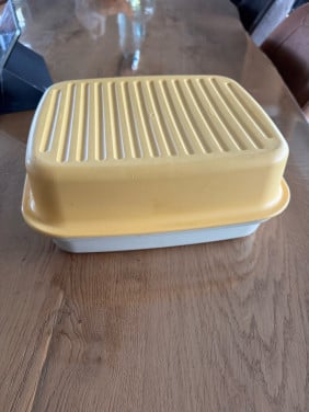 Tupperware brooddoos izgst.