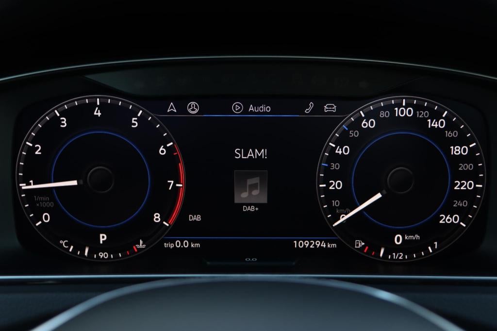 Volkswagen Golf 1.5 tsi highline 130pk dsg7