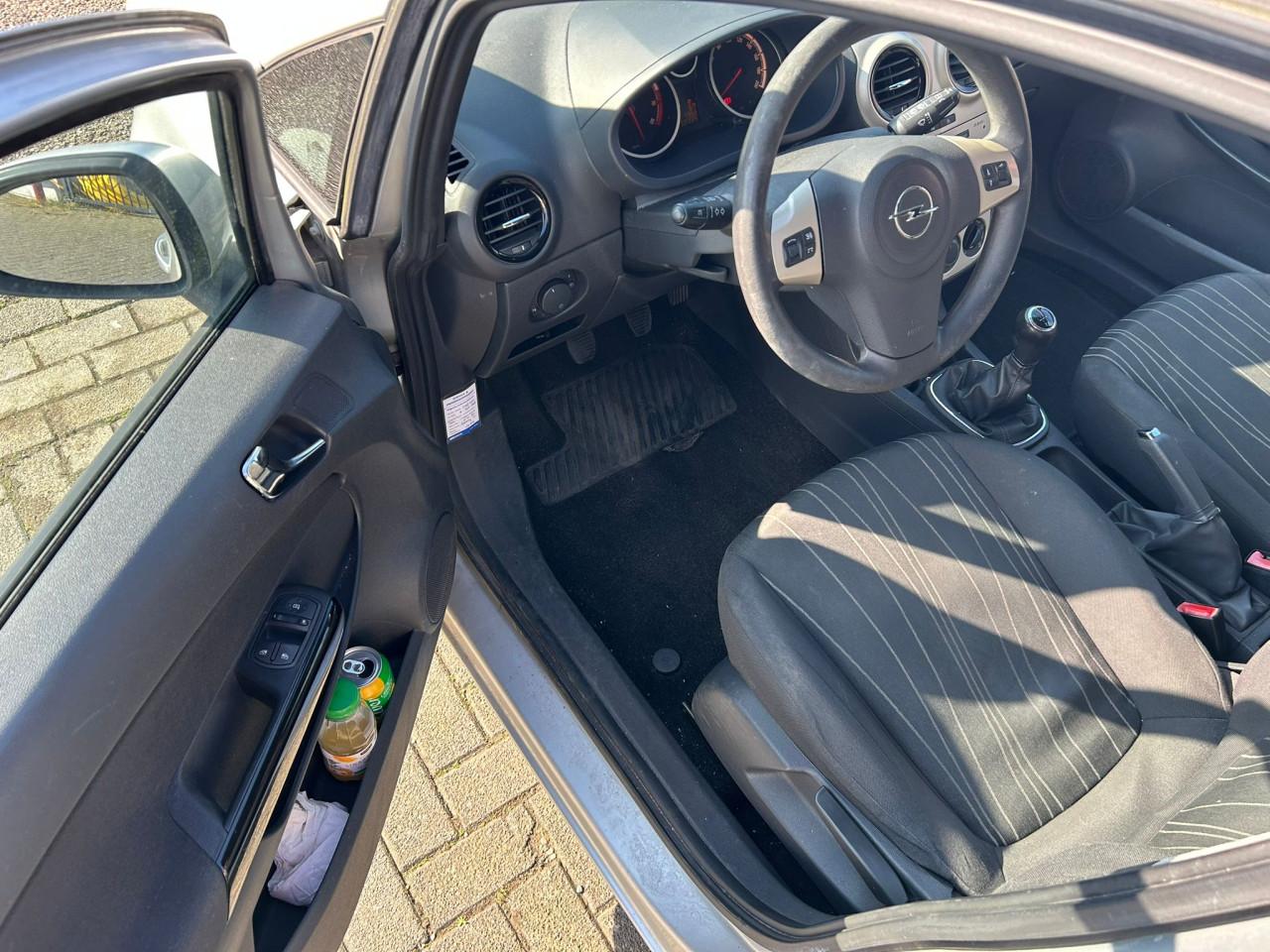 Opel Corsa 1.2-16V Business AIRCO! EL. SPIEGELS!