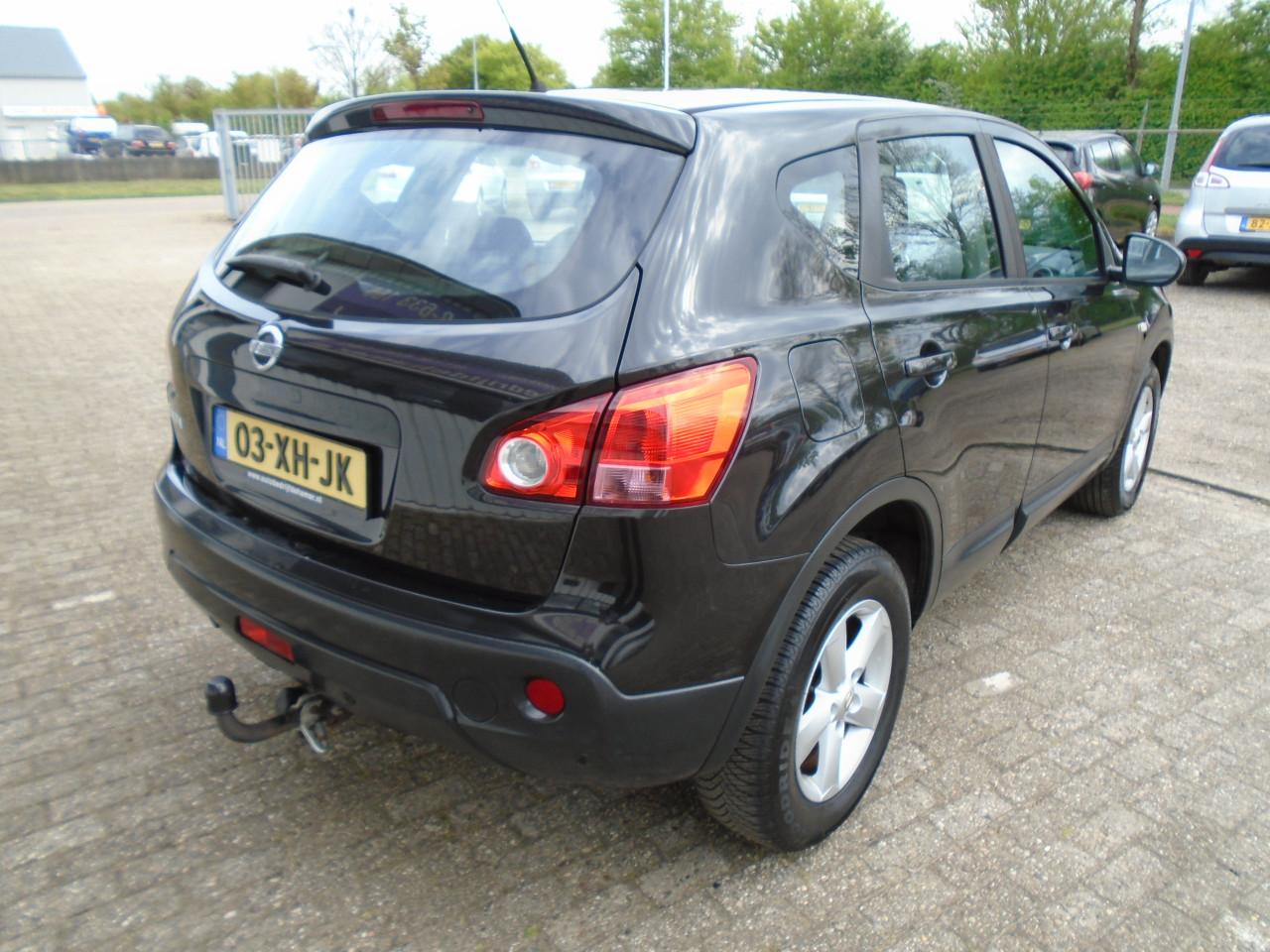 Nissan Qashqai 1.6  APK 05-06 2027