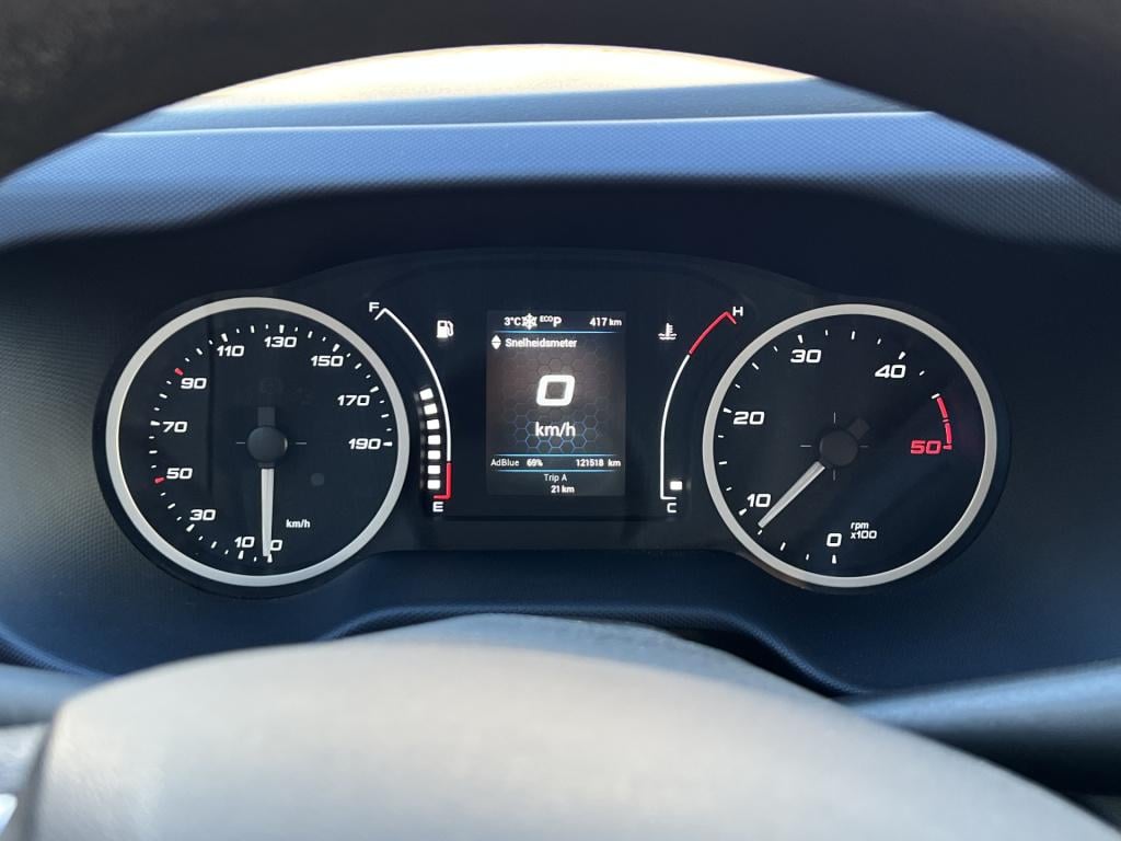 Iveco Daily 35s18hv 3.0 352l h2| ex. btw | nav | dab | trekhaak | 3500kg tr