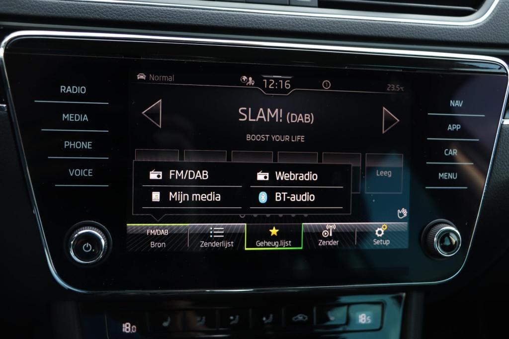 Skoda Superb combi 1.4 tsi iv laurin & klement 218pk dsg6 | soh 96,9% |