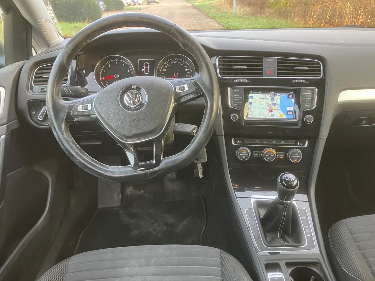 Volkswagen Golf 1.2