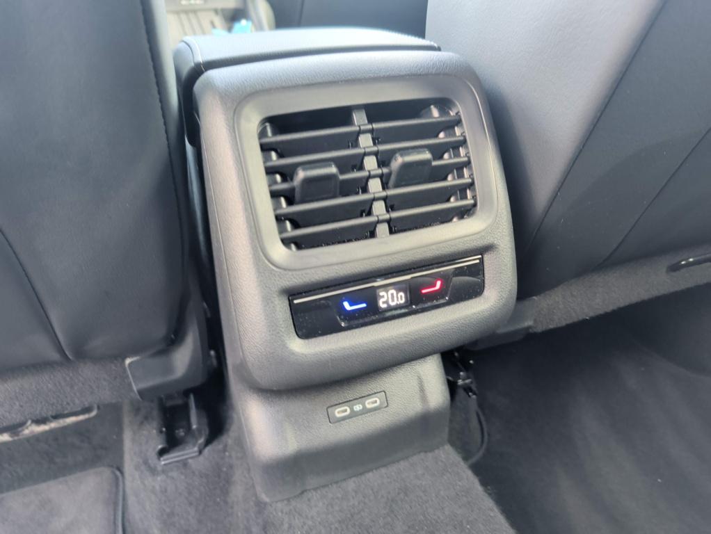 Volkswagen T-roc 1.5 etsi 110 kw r-line | trekhaak