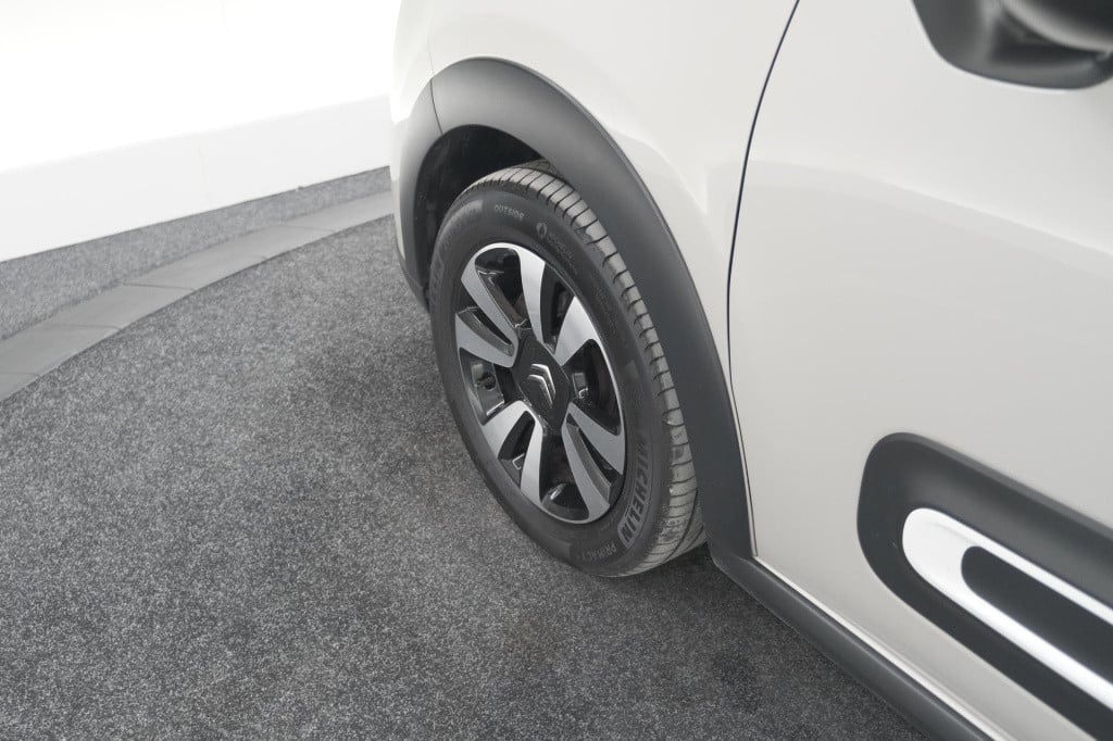 Citroen C3 puretech 82 s&s feel edition | apple carplay | parkeersensoren |