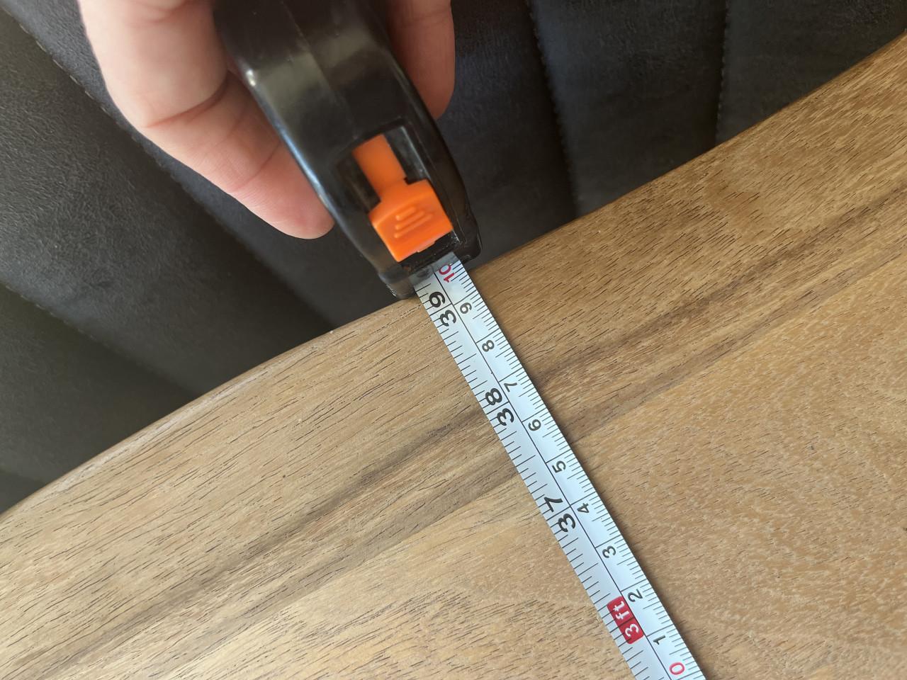 Acacia houten tafel van 190cm met een organische rand