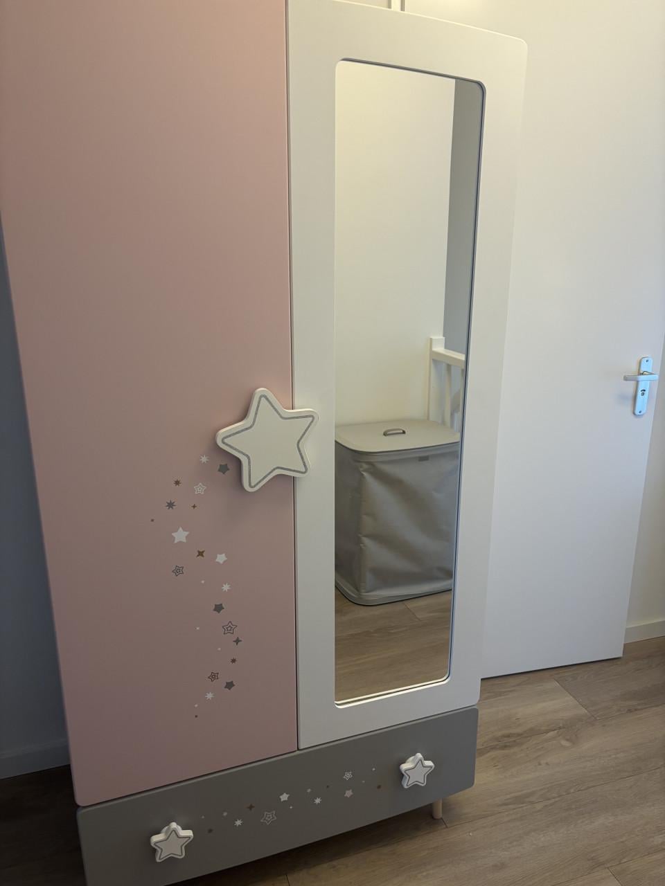 Houten kleding kast