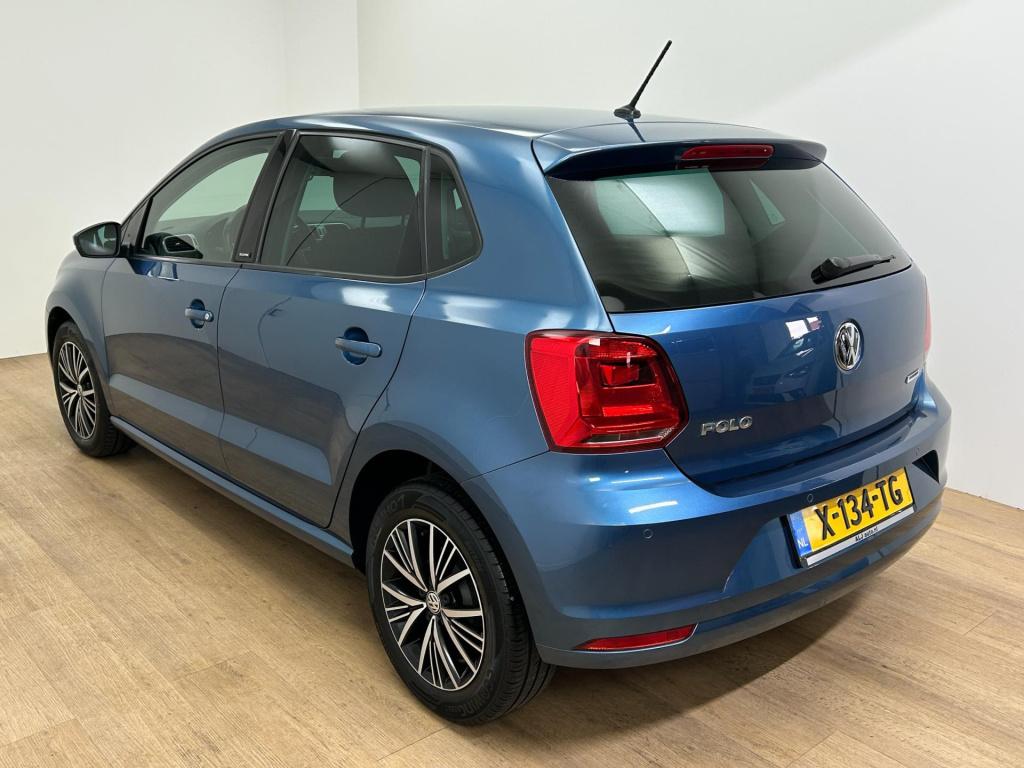 Volkswagen Polo occasion 1.0 comfortline connected series | blauw | airco |
