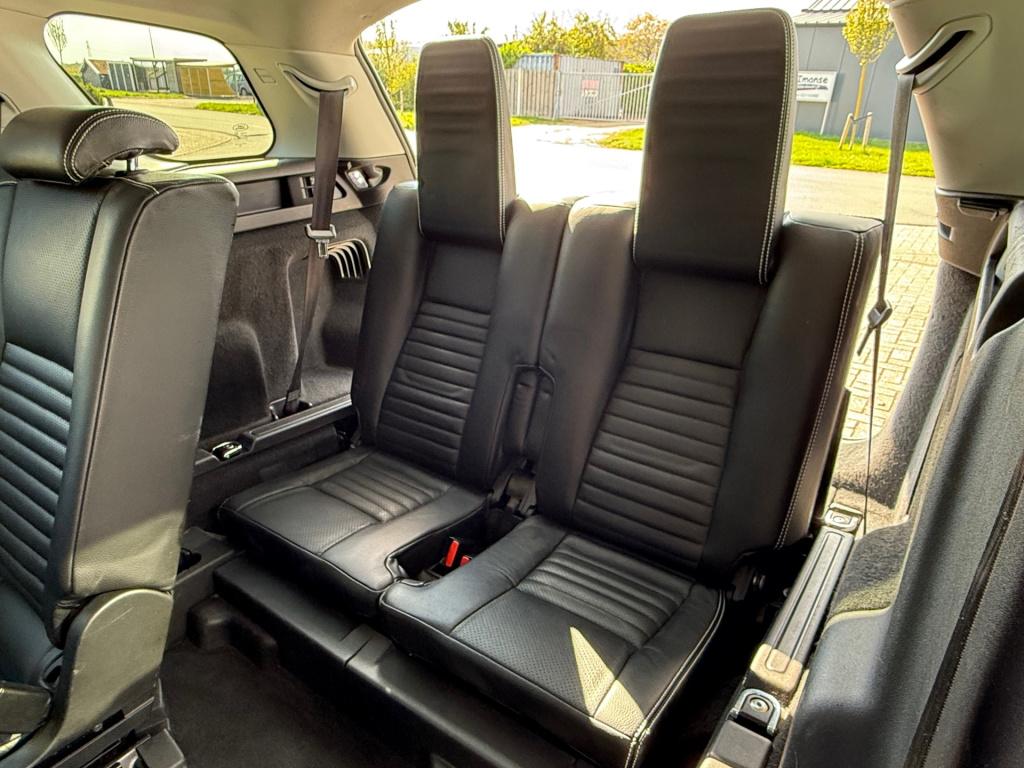 Land Rover Discovery 2.0 td4 se 7 persoons