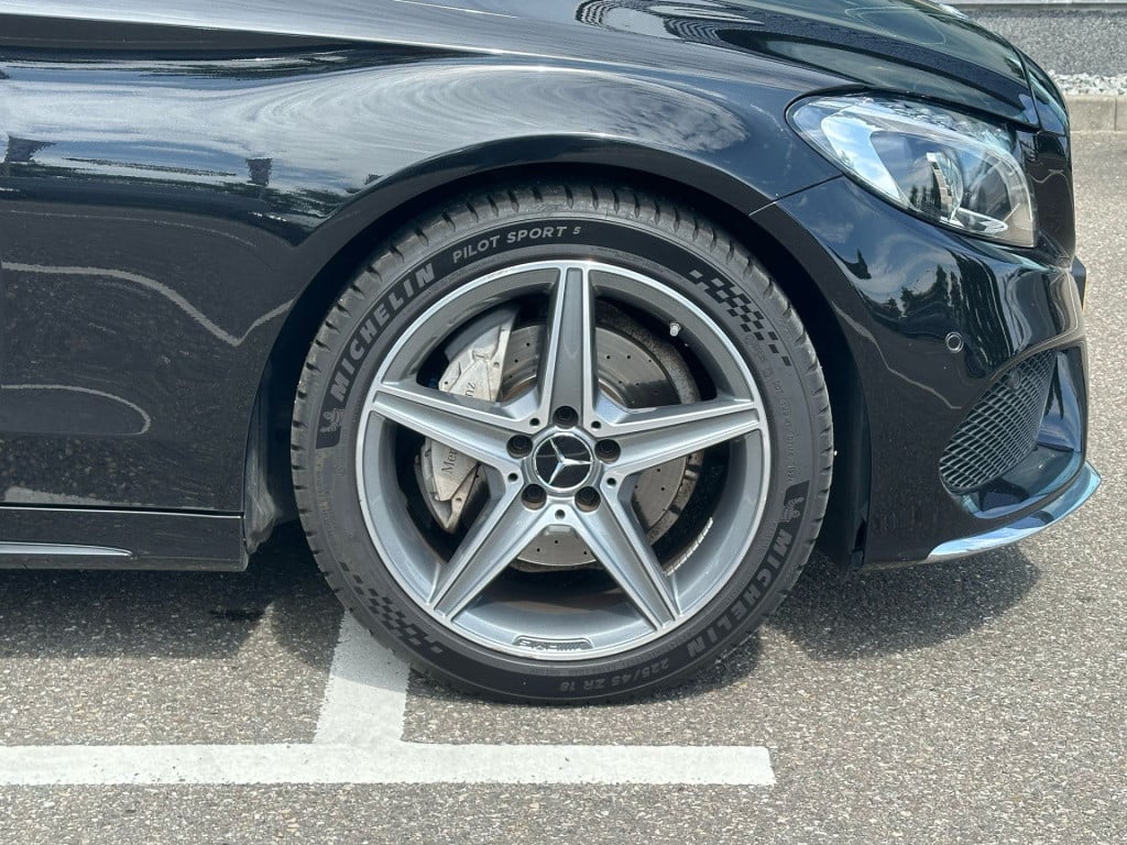 Mercedes-Benz C-Klasse 180 amg sport edition l trekhaak l stoelverwarming l