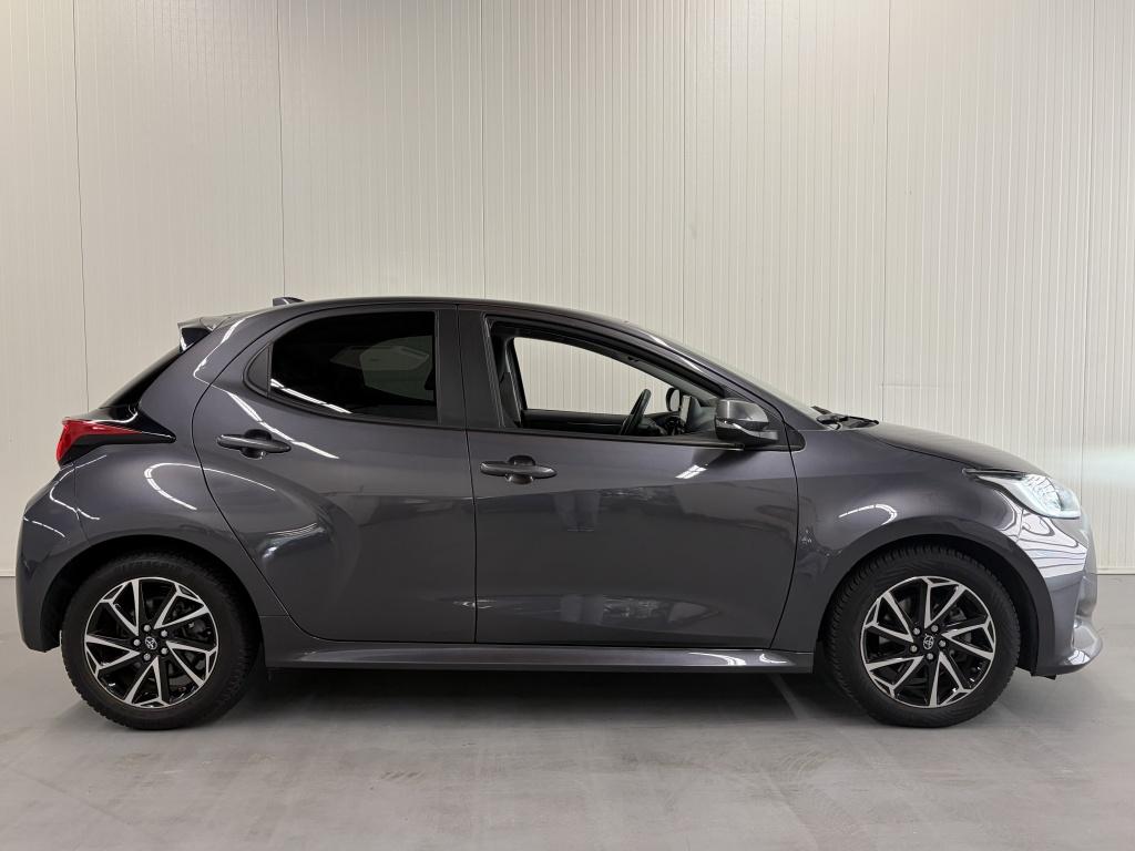 Toyota Yaris 1.5 hybrid dynamic