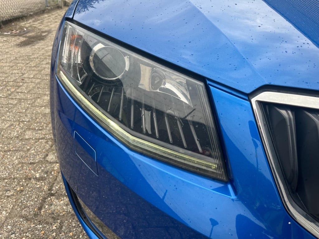 Skoda Octavia combi 1.2 tsi greentech elegance businessline | orig nl. | de