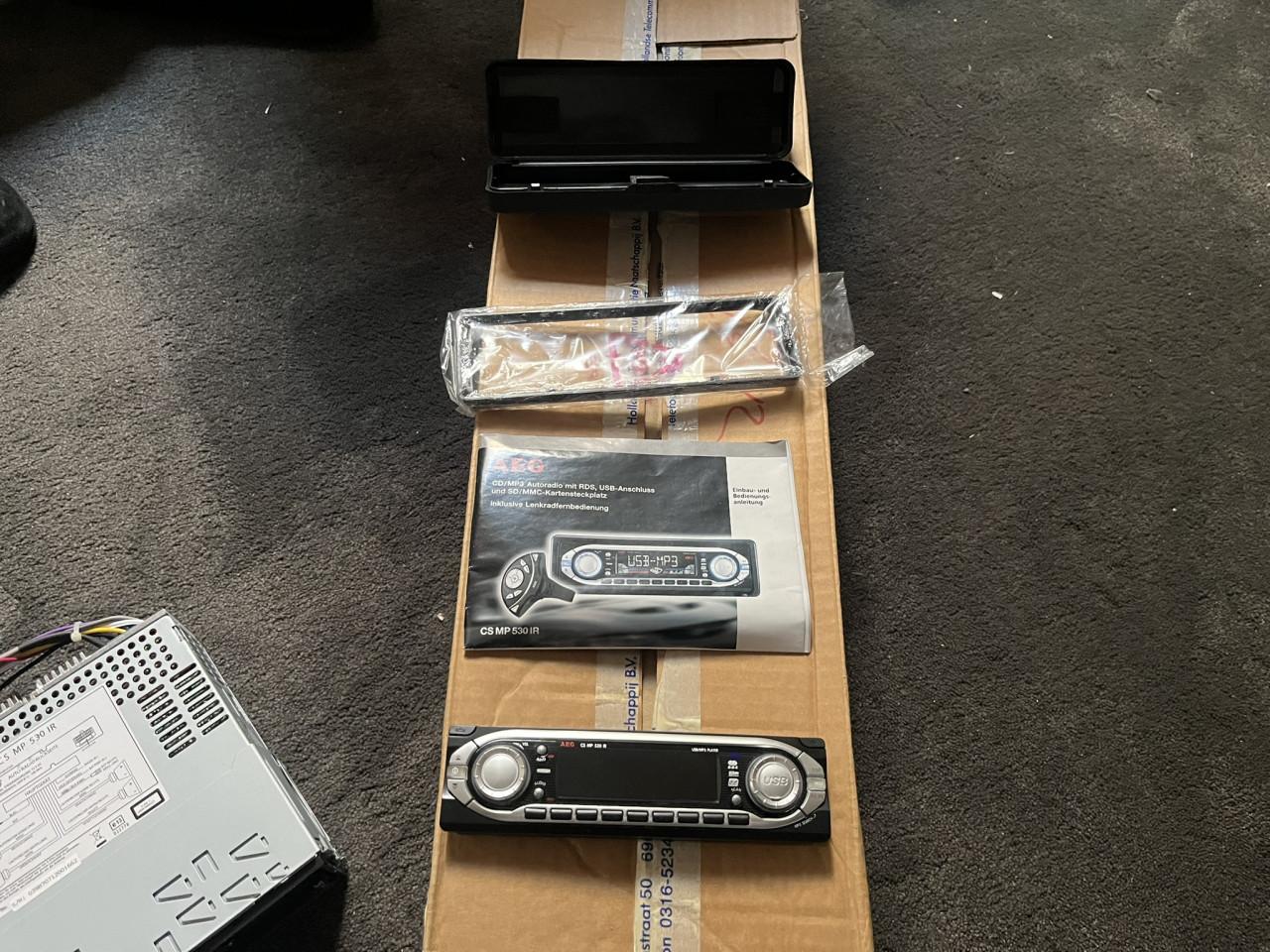 Autoradio AEG CS MP 530 IR