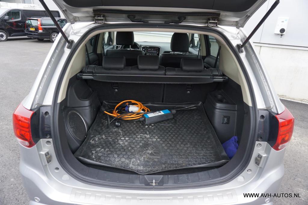 Mitsubishi Outlander 2.0 phev premium