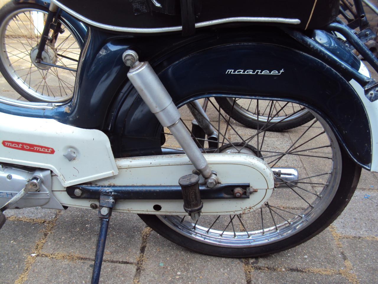 Te koop bromfiets MAGNEET