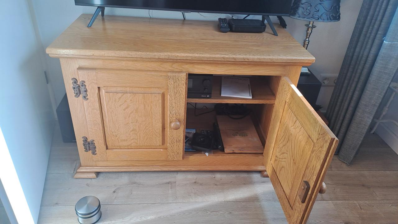 Mooie eikenhouten kast