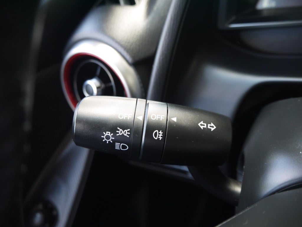 Mazda 2 1.5 skyactiv-g sportive|rijklaar