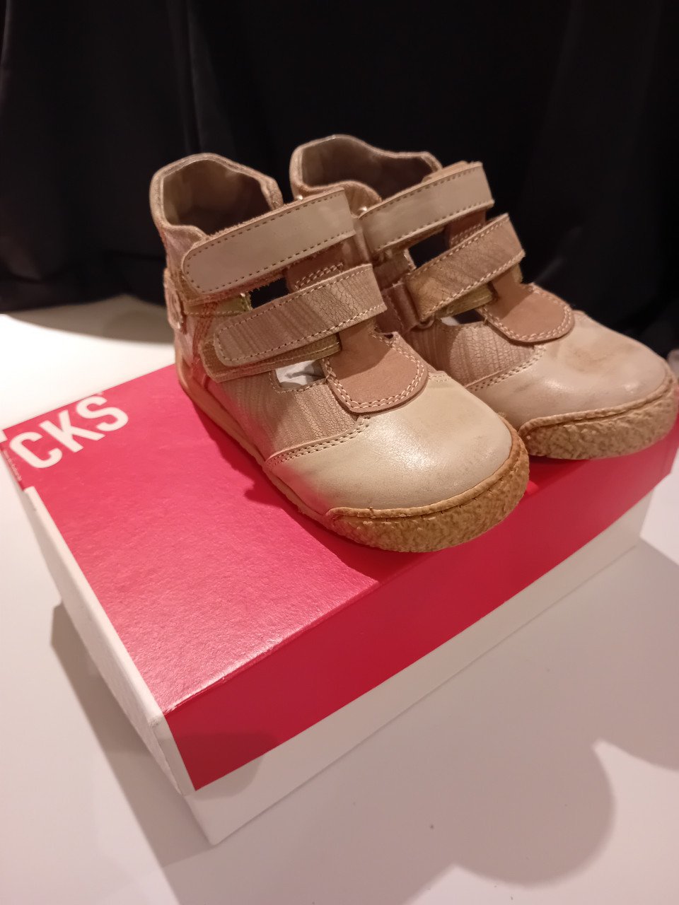 Nieuwe kinderschoenen