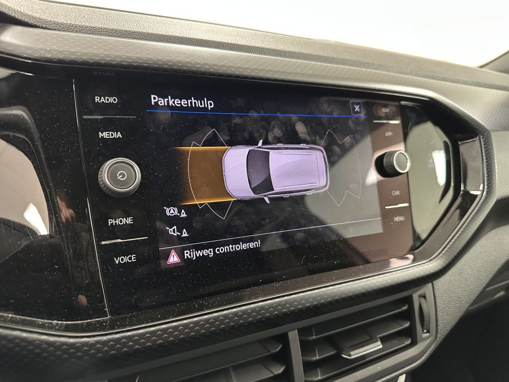 Volkswagen T-cross 1.0 tsi style 110pk | virtual cockpit | 6 versnellingen 