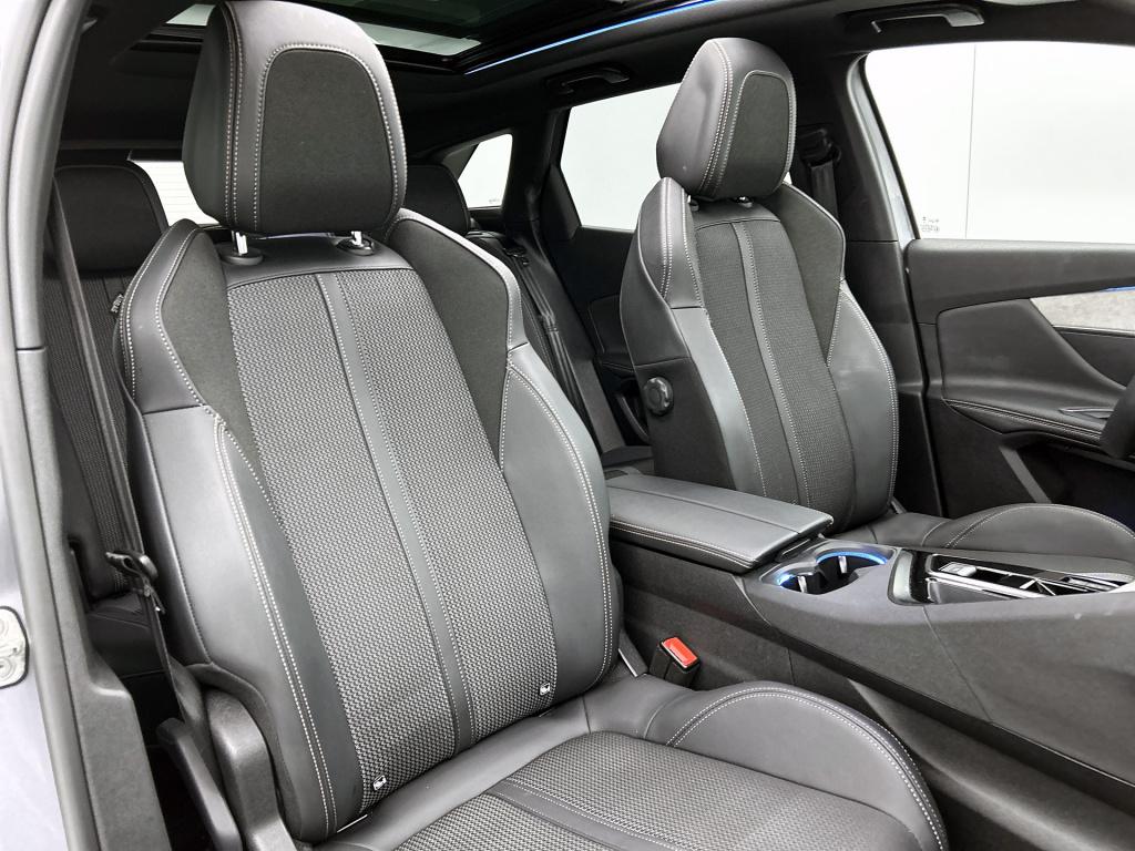 Peugeot 3008 plug-in hybrid 225 pk gt | rijklaar | panoramadak | adaptive c