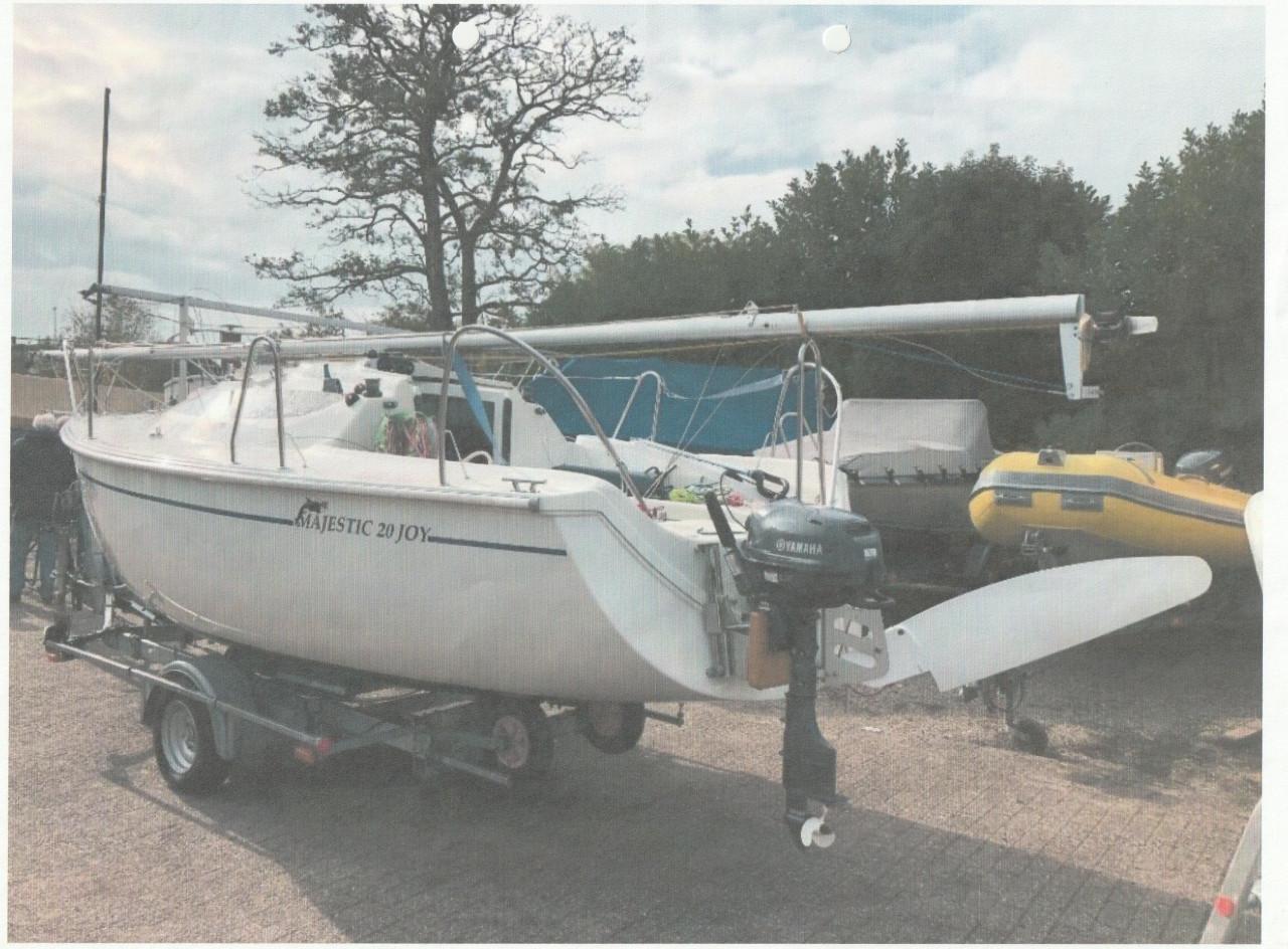 Compacte kajuitzeilboot te koop