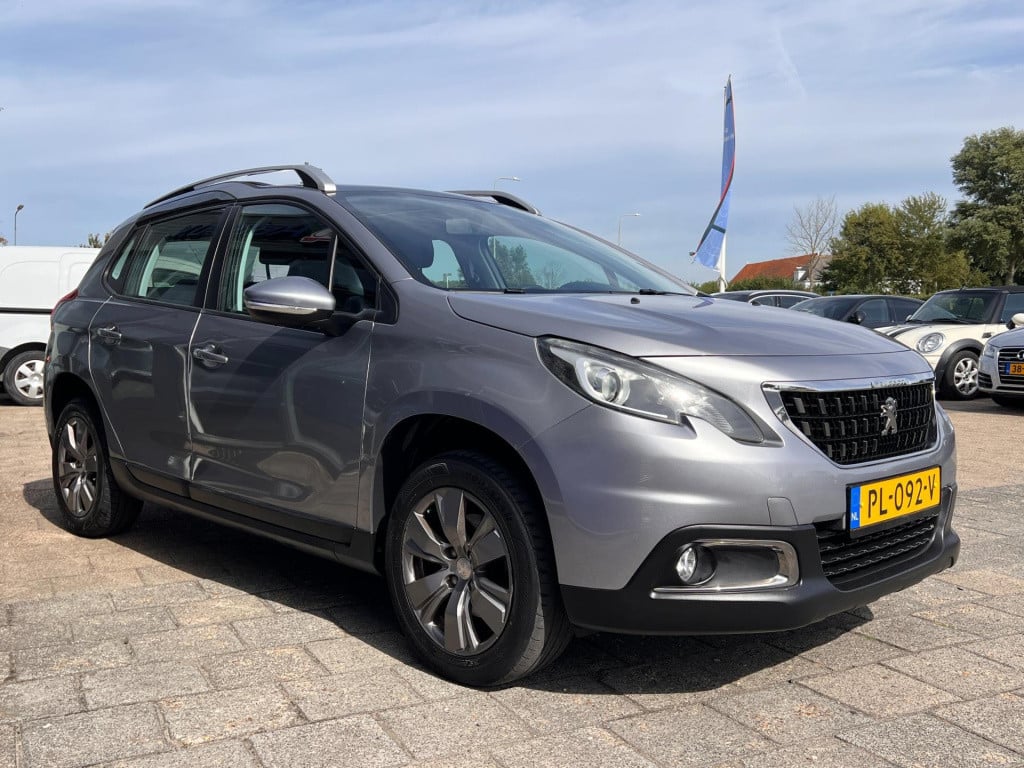 Peugeot 2008 1.2 puretech blue lion
