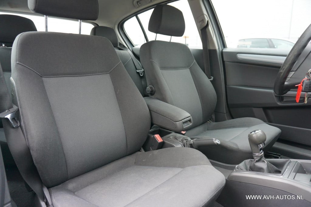 Opel Astra 1.6 edition