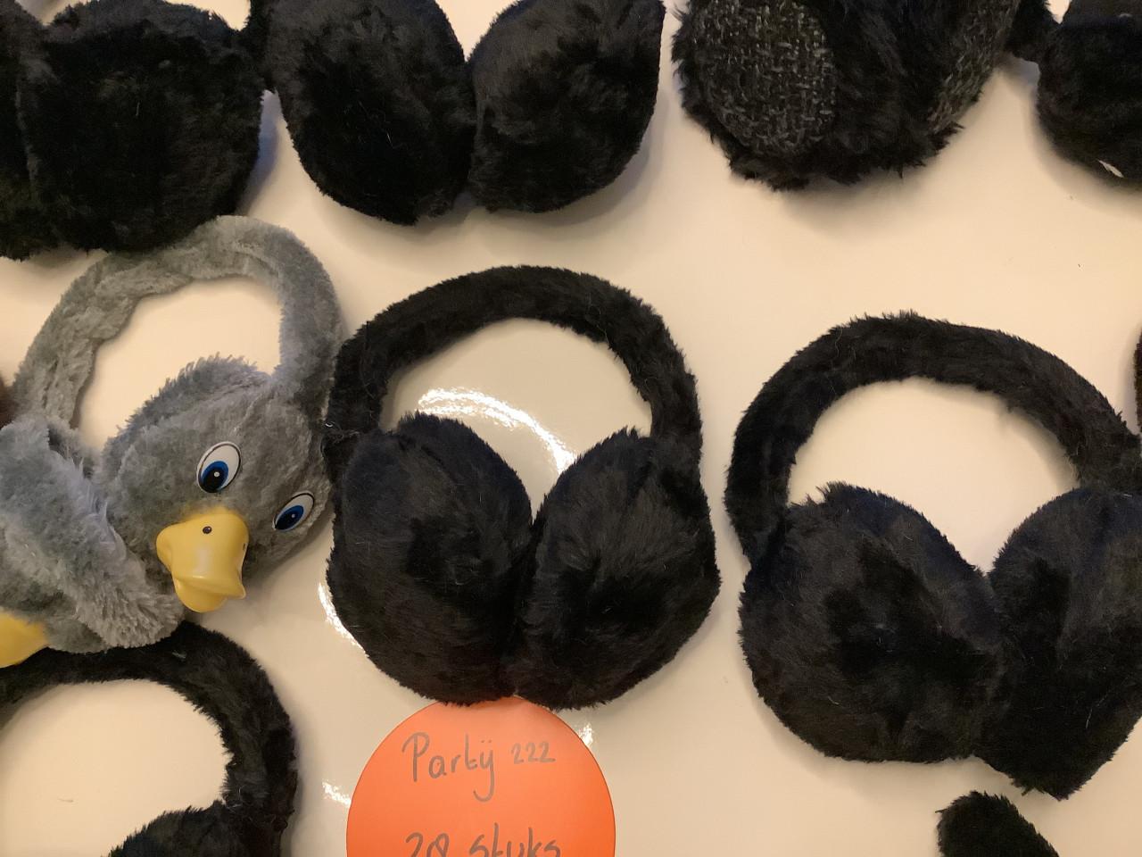 Partij kinder oorwarmers. ( partij 222)