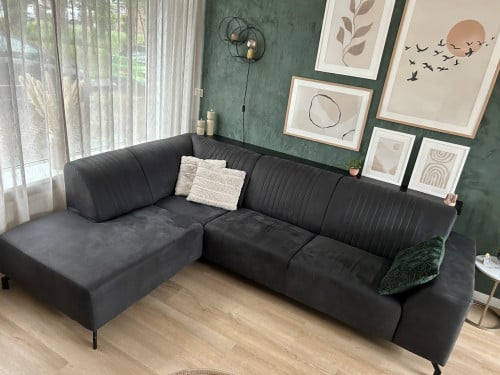 🛋️ Zwarte Hoekbank – Zo Goed Als Nieuw! 🛋️