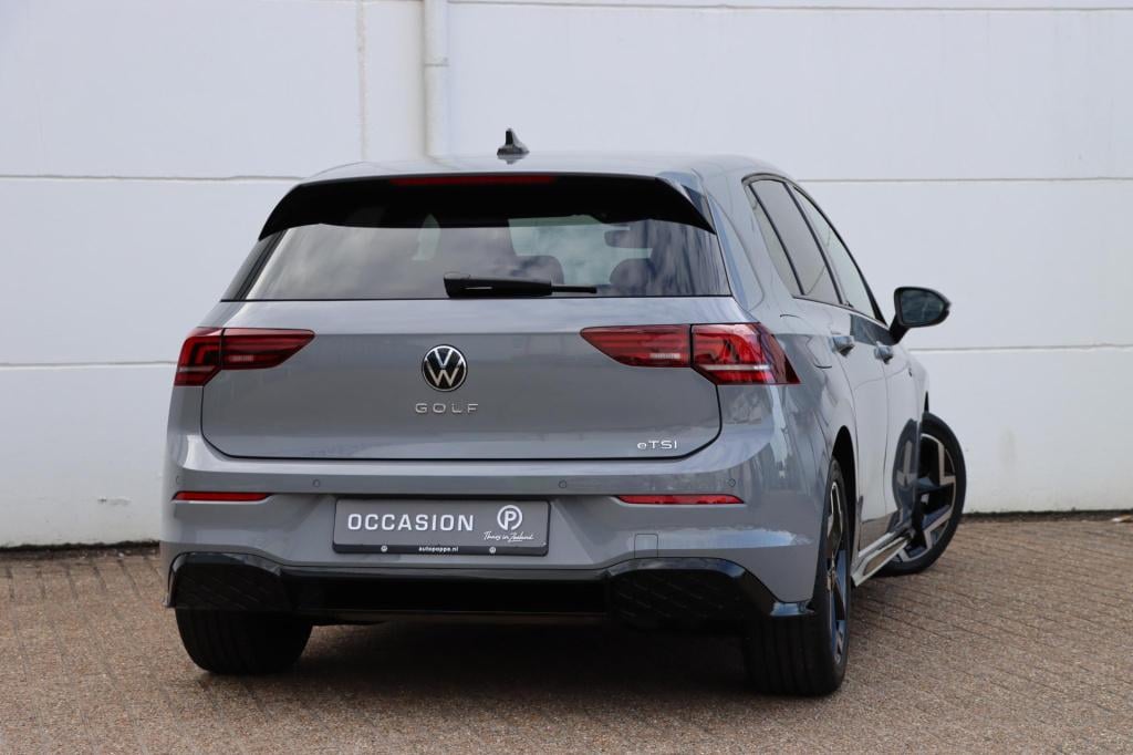 Volkswagen Golf 1.5 etsi r-line edition 150pk dsg7