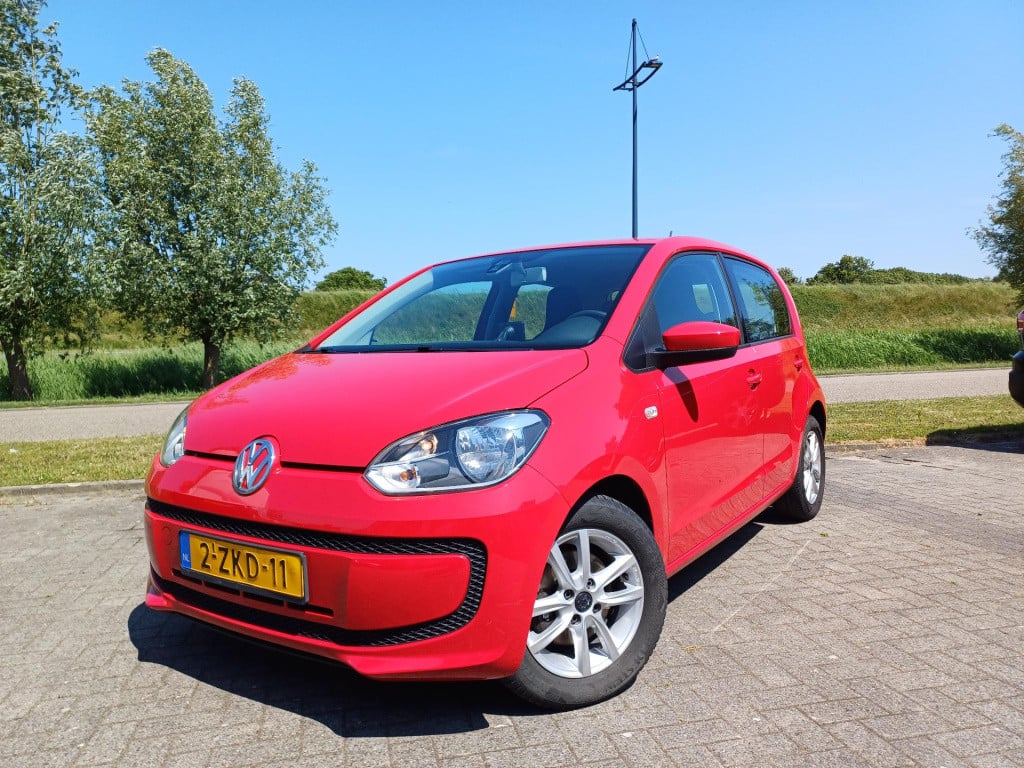 Volkswagen UP! 1.0 move up! bluemotion