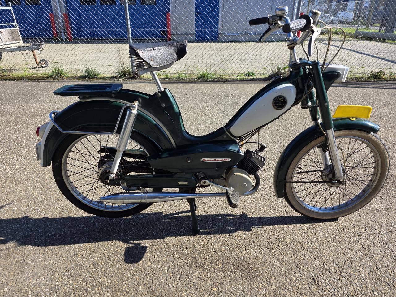 Mooie oldtimer Sparta-matic uit 1969. Met een goed lopende 48cc JLO motor.