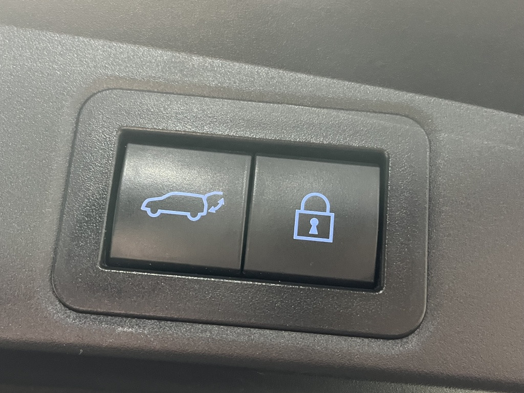Toyota Corolla Touring Sports 2.0 hybrid executive | navi | bsm | camera |
