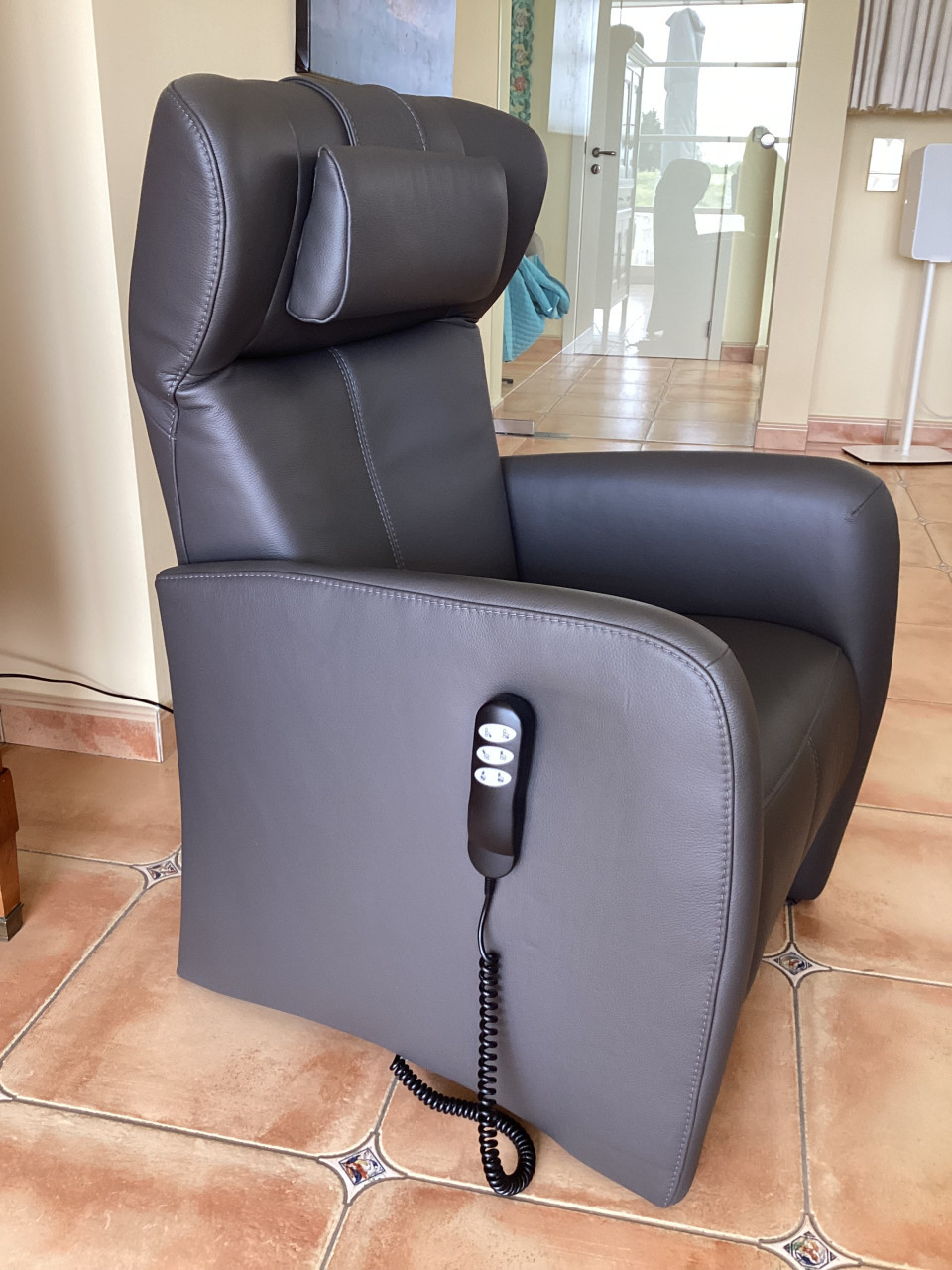 Supermooie elektrische relax Model Endine sta-op/liftfunctie
