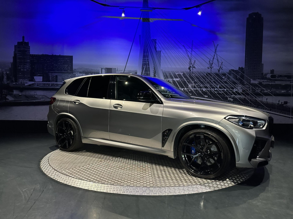BMW X5 m competition *vossenwheels*carbon*pano*nl auto*