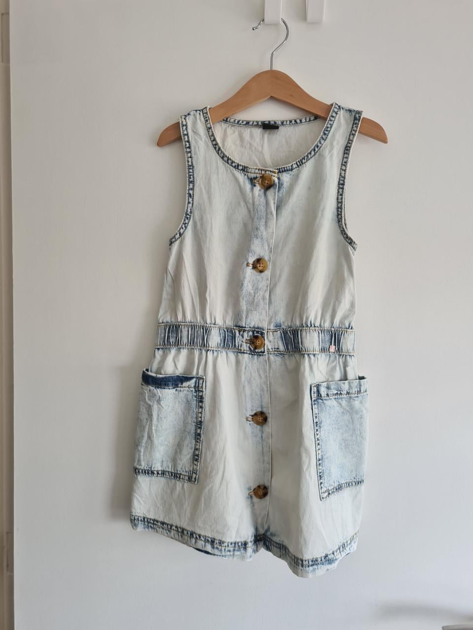 Licht blauwe spijkerjurkje van Kids Maat 128