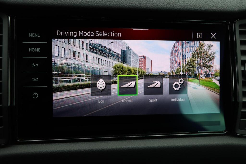 Skoda Kodiaq 1.5 tsi sportline business | memory seats | stoelverwarming vo