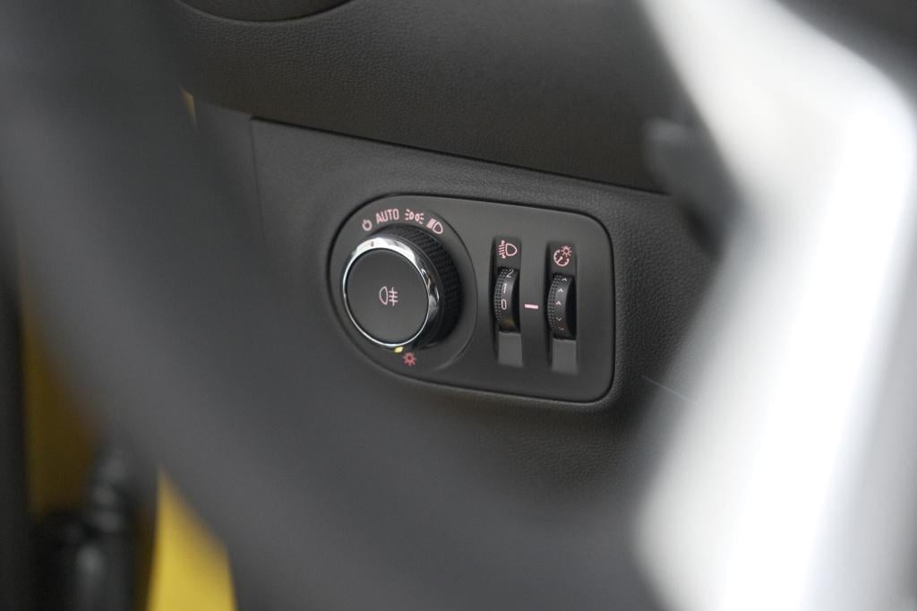 Opel Adam 1.0 turbo unlimited | unieke km-stand | apple carplay | parkeerse