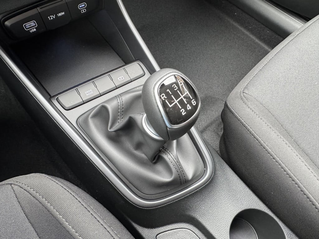 Hyundai I 20 1.0 t-gdi comfort | direct leverbaar | navigatie | camera | ac