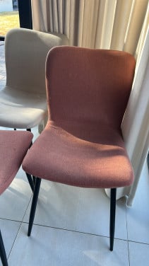 4 rood/bruine eetkamerstoelen