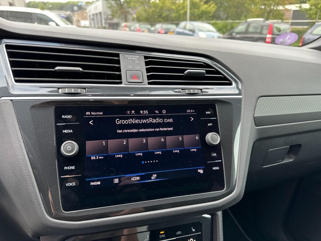 Volkswagen Tiguan 1.5 tsi r-line business+ trekhaak camera 20'' black style