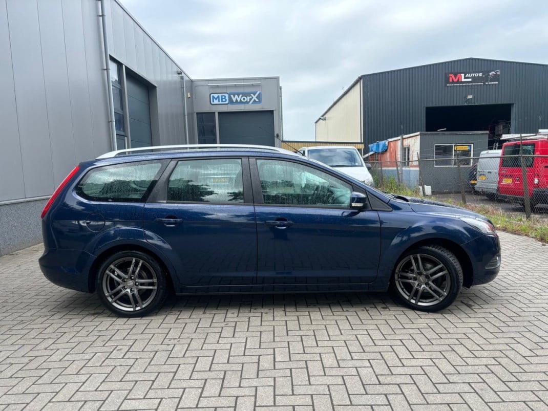 Ford Focus Wagon 1.6Comfort Airco/Cruise