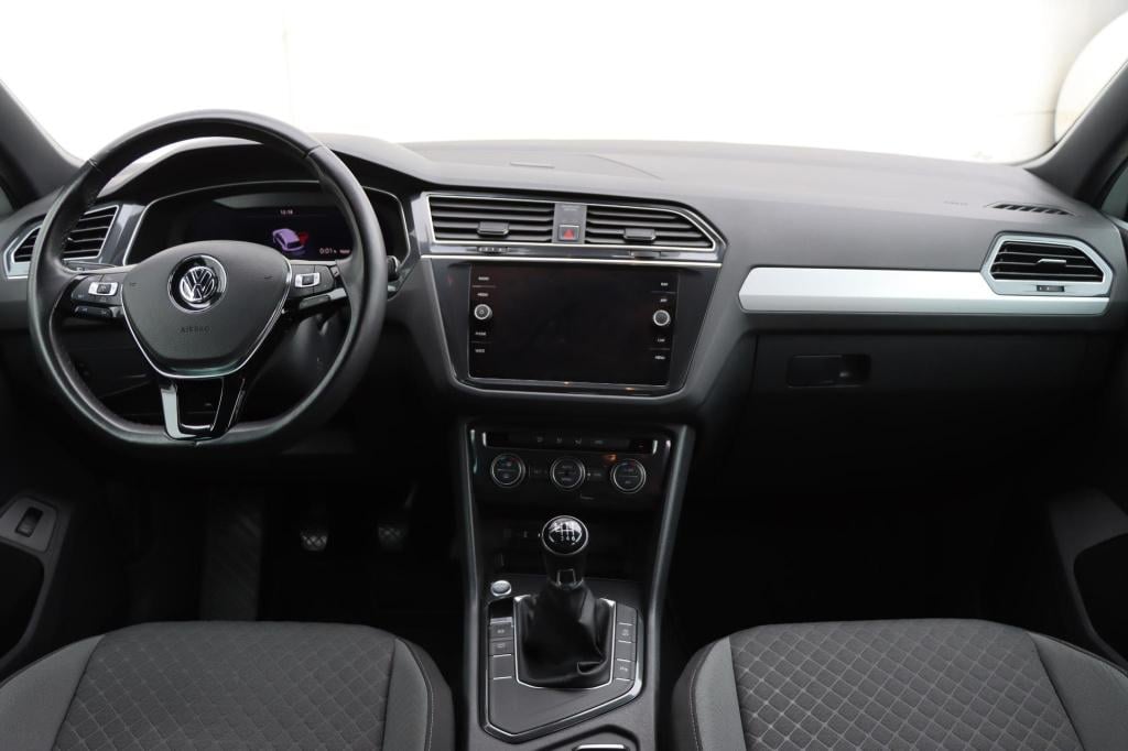 Volkswagen Tiguan 1.4 tsi comfortline business r