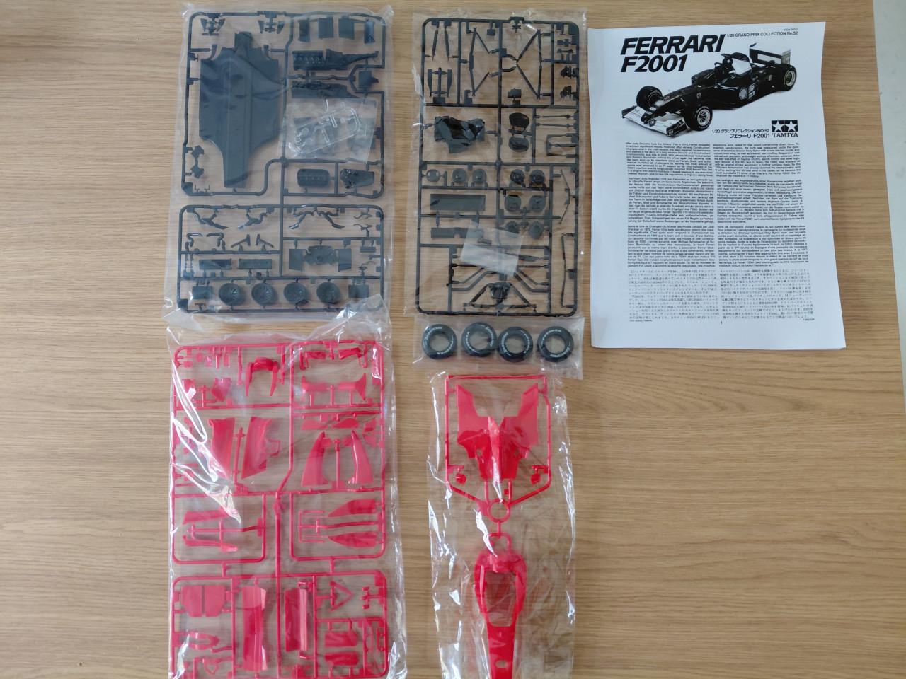 Tamiya Ferrari F2001 1/20 inclusief museum collection decals