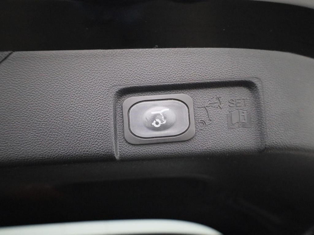 Ford Puma 1.0 ecoboost hybrid titanium | automaat | lmv | trekhaak | naviga