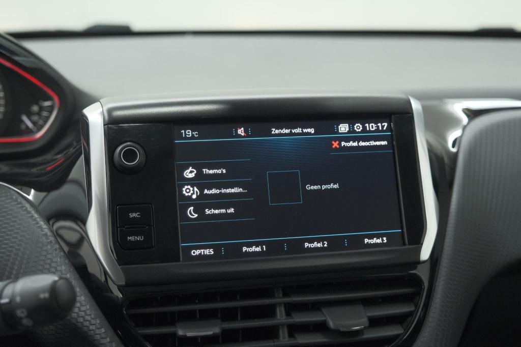 Peugeot 2008 puretech 110 eat6 gt-line | trekhaak | camera | navigatie | pa