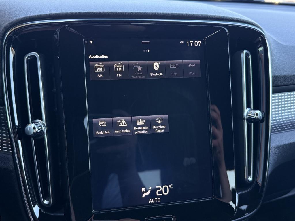 Volvo XC40 2.0 t4 r-design 191 pk | acc | camera | dab | navi