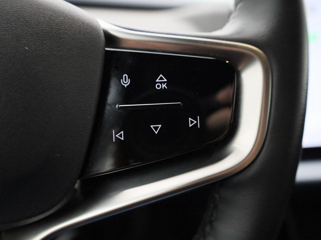 Volvo Ex30 single motor extended range core | automaat | apple carplay / an