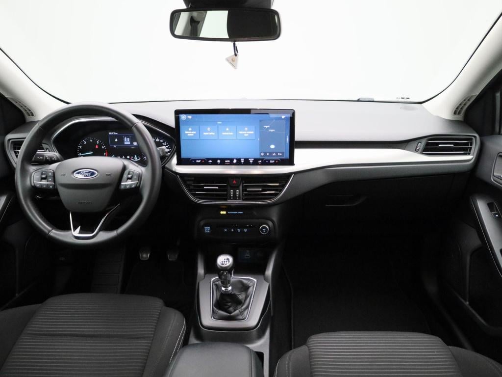 Ford Focus wagon 1.0 ecoboost hybrid titanium navigatie | pdc | apple carpl