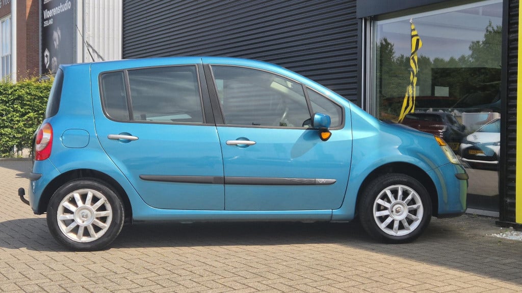 Renault Modus 1.2-16v dynamique comfort airco, cruise control, trekhaak